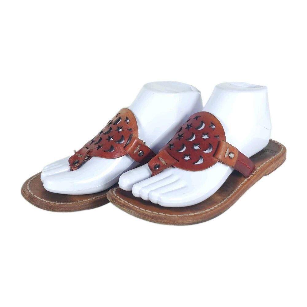 Freebird by Steven Women's Vallarta US8 Red Leather Moon Stars Thong Sandals